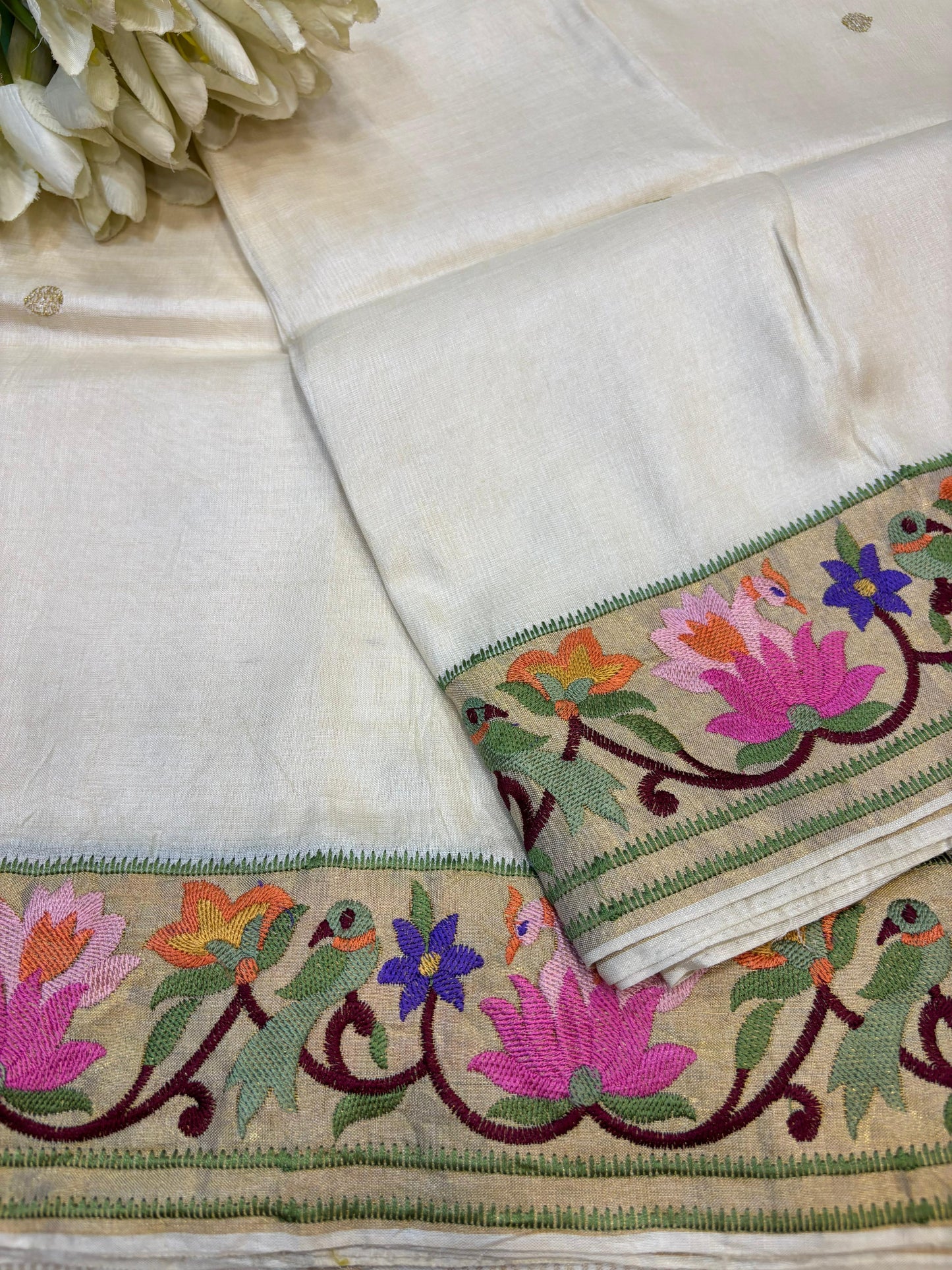 Off White Paithani Embroidered Border Pure Tussar Silk Flower Design Saree - Luxurion World