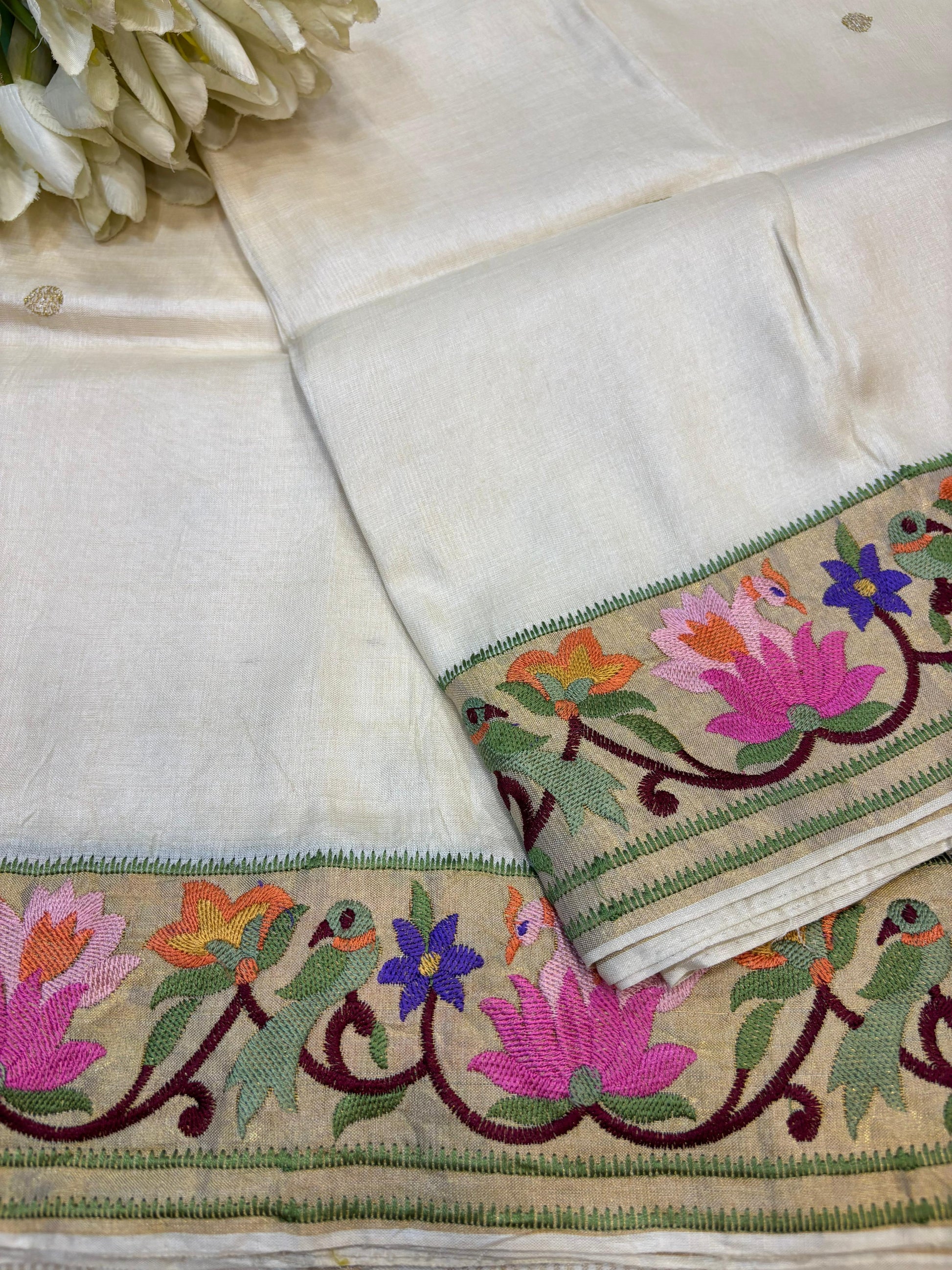 Off White Paithani Embroidered Border Pure Tussar Silk Flower Design Saree - Luxurion World