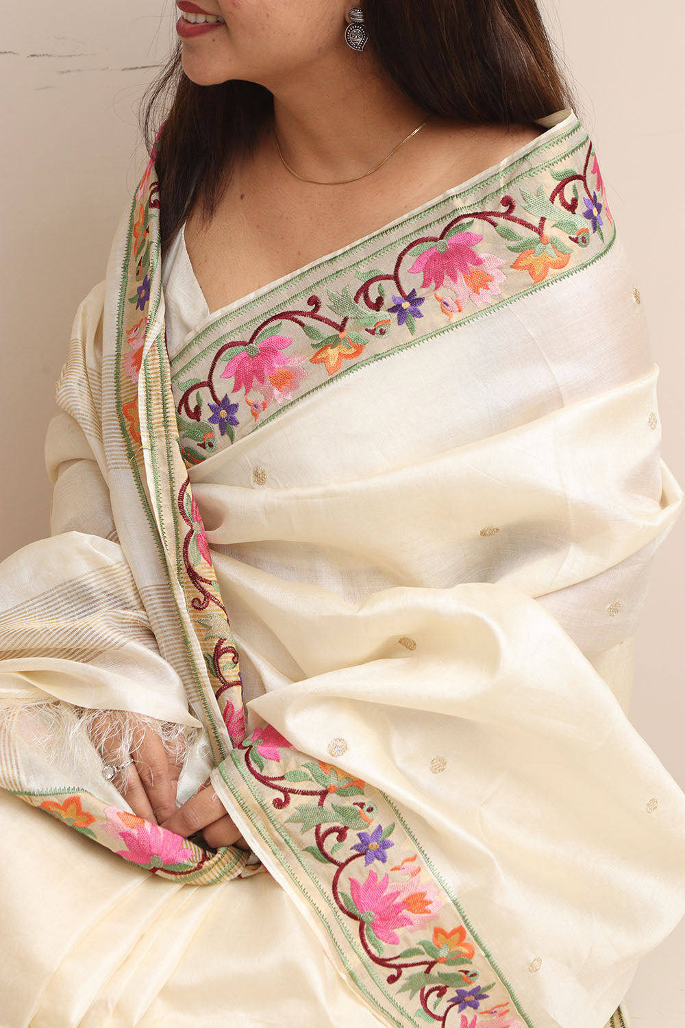 Off White Paithani Embroidered Border Pure Tussar Silk Flower Design Saree - Luxurion World