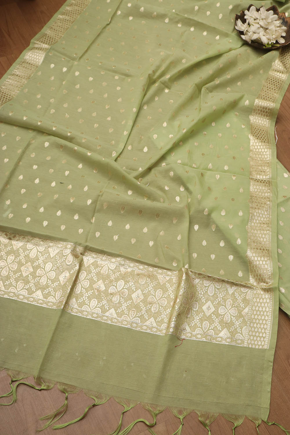Green Banarasi Chanderi Silk Three Piece Unstitched Suit Set - Luxurion World