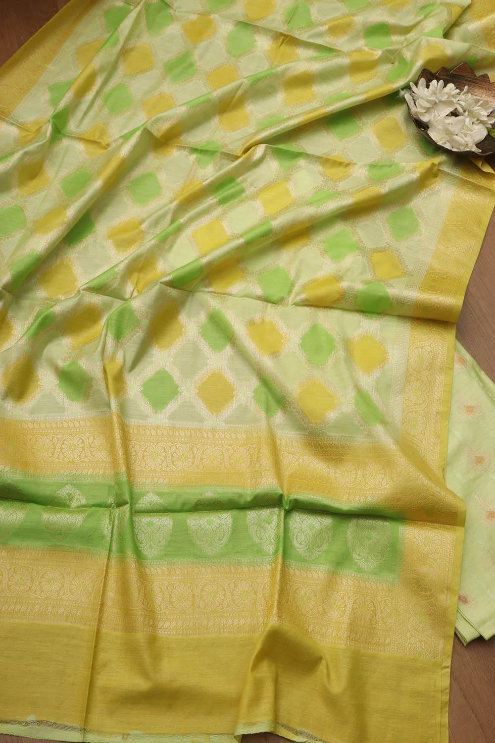 Green Banarasi Chanderi Silk Brush Dye Three Piece Unstitched Suit Set - Luxurion World