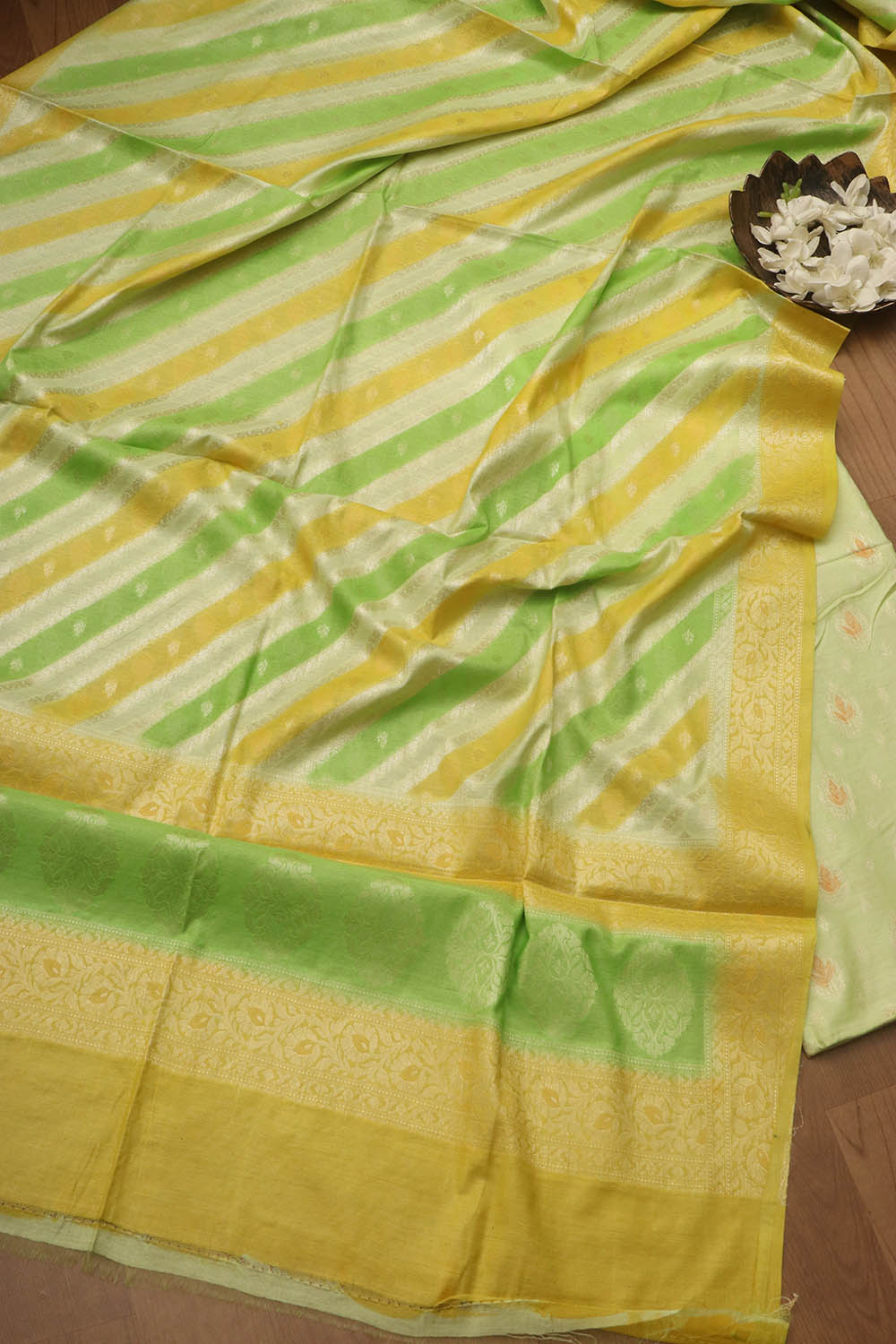 Green Banarasi Chanderi Silk Brush Dye Three Piece Unstitched Suit Set - Luxurion World