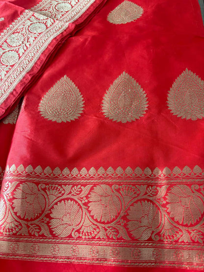 Red Handloom Banarasi Pure Katan Silk Three Piece Big Boota Design Unstitched Suit Set - Luxurion World