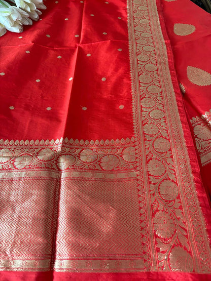Red Handloom Banarasi Pure Katan Silk Three Piece Big Boota Design Unstitched Suit Set - Luxurion World