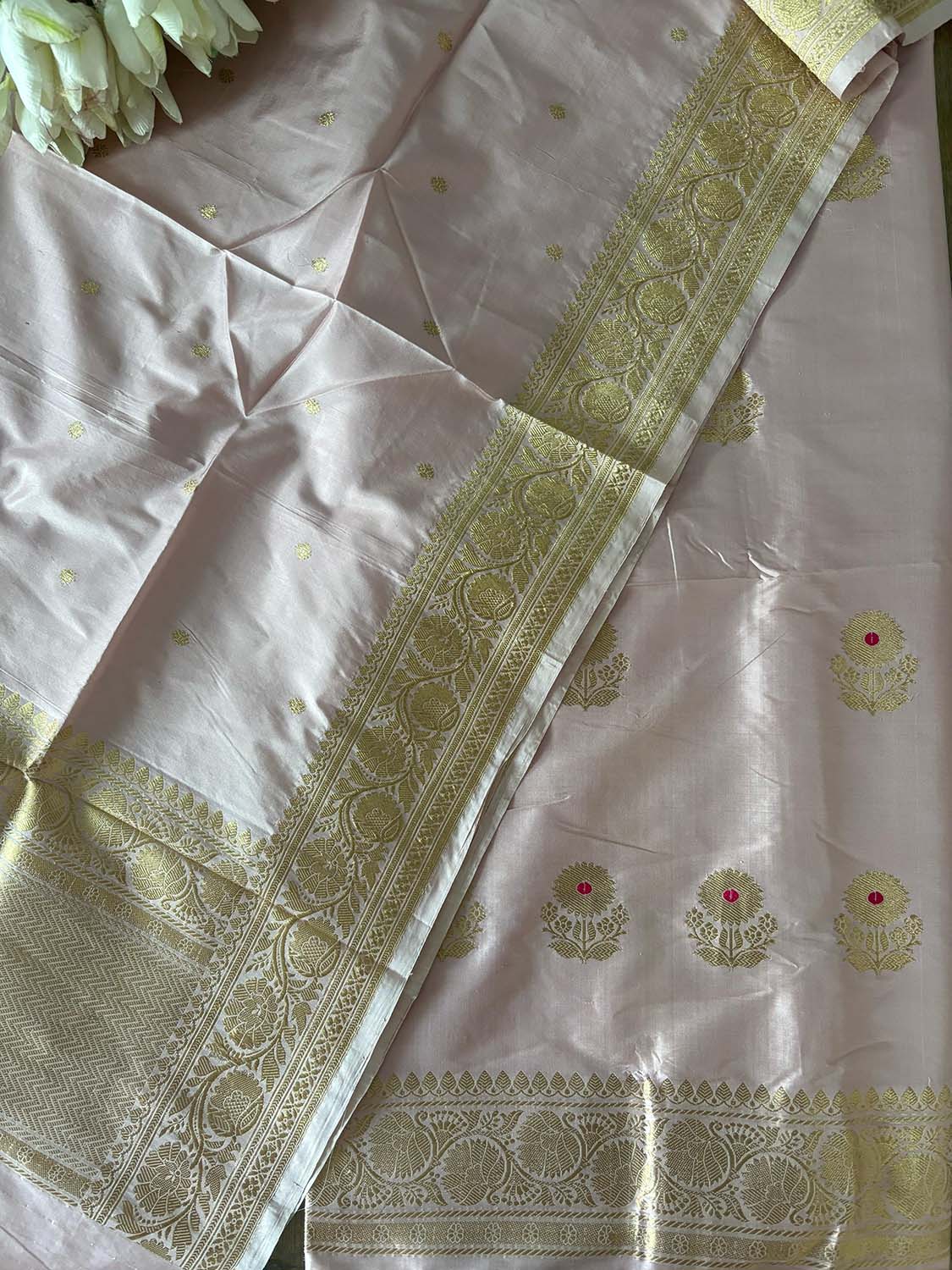 Pastel Pink Handloom Banarasi Pure Katan Silk Three Piece Pink Meena Flower Design Unstitched Suit Set - Luxurion World