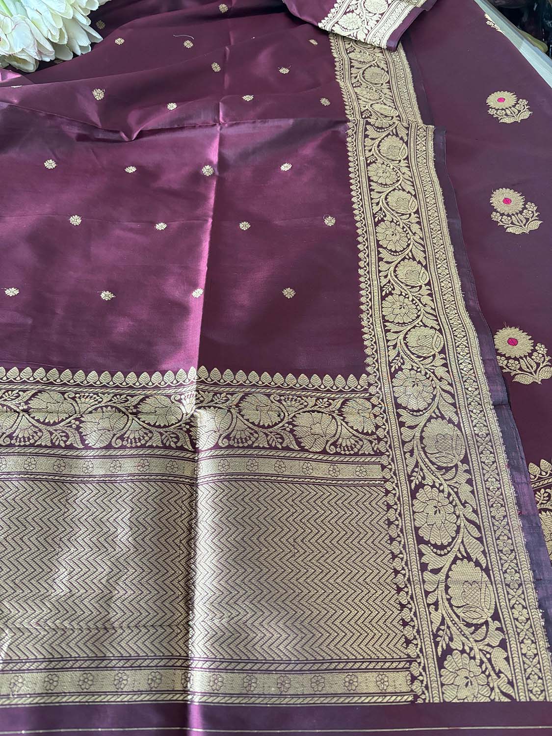 Burgundy Handloom Banarasi Pure Katan Silk Three Piece Pink Meena Flower Design Unstitched Suit Set - Luxurion World