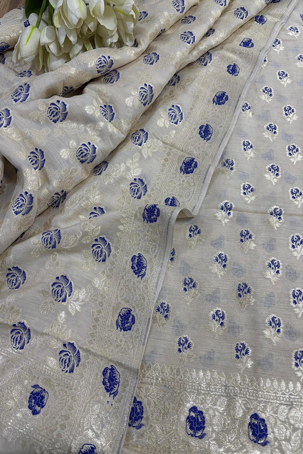 Exquisite Dyeable Banarasi Pure Moonga Silk Meenakari Two Piece Unstitched Suit Set - Luxurion World