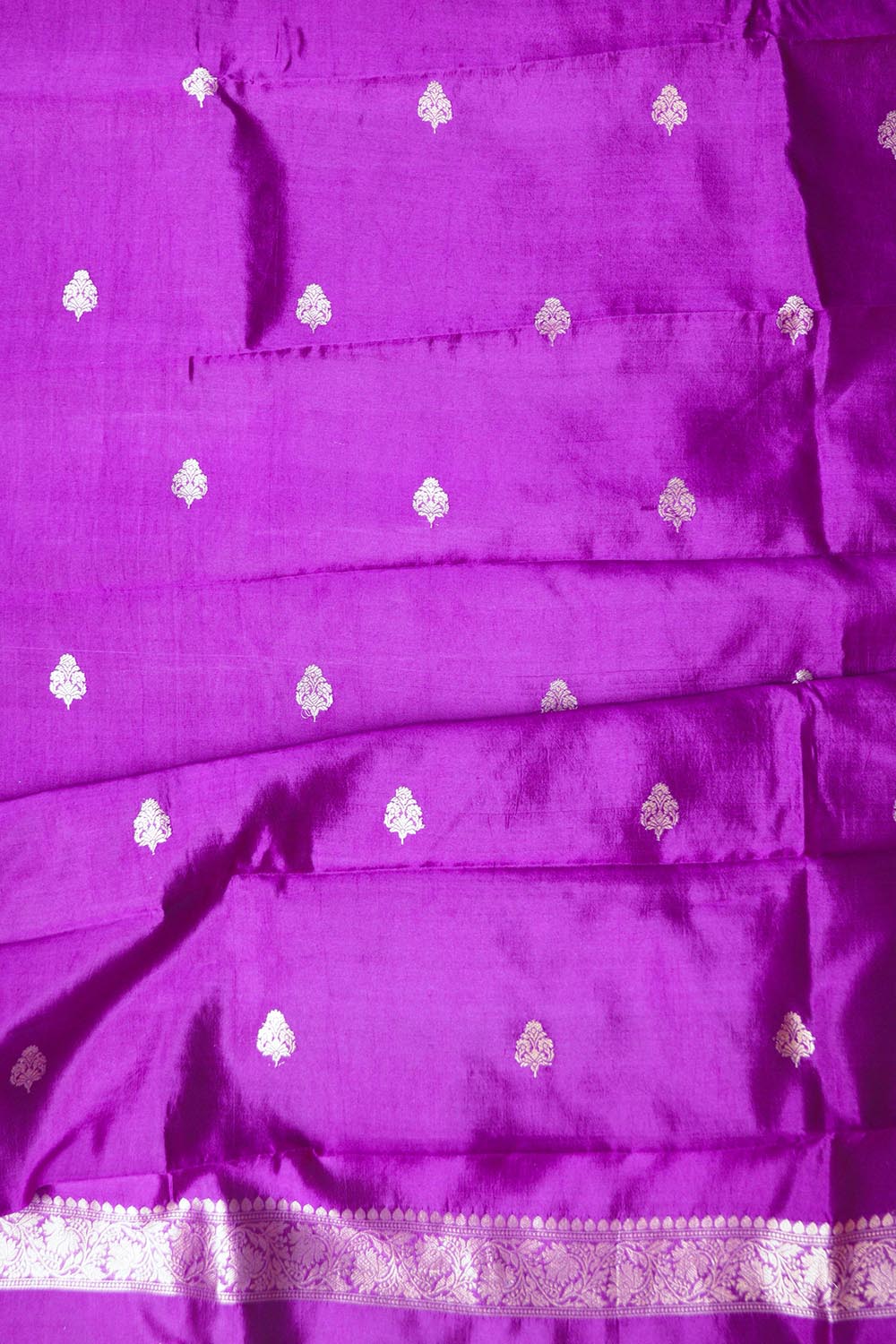 Exquisite Banarasi Pure Chiniya Silk Three Piece Unstitched Suit Set With Kora Silk Dupatta - Luxurion World