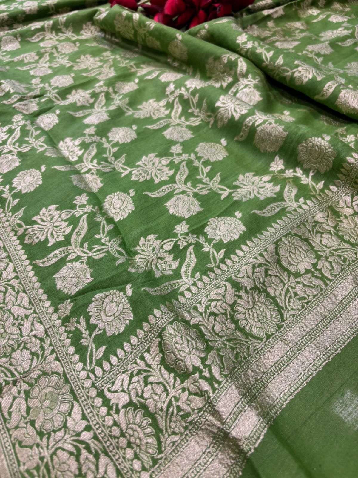 Green Banarasi Pure Moonga Silk Unstitched Three Piece Suit Set - Luxurion World