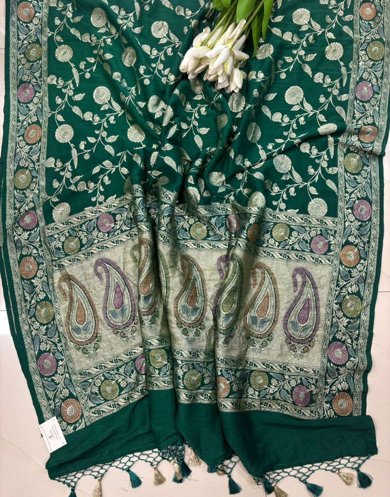 Green Banarasi Pure Moonga Silk Unstitched Three Piece Suit Set - Luxurion World