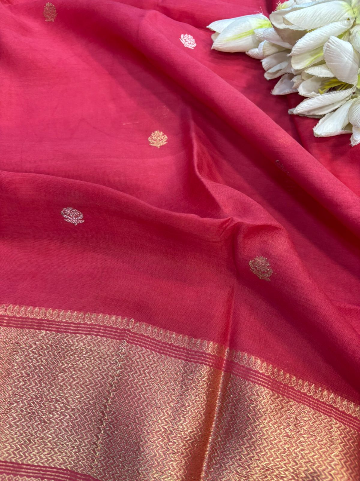 Stunning Pink Banarasi Pure Muslin Cotton Kadwa Sona Roopa Three Piece Suit Set - Luxurion World