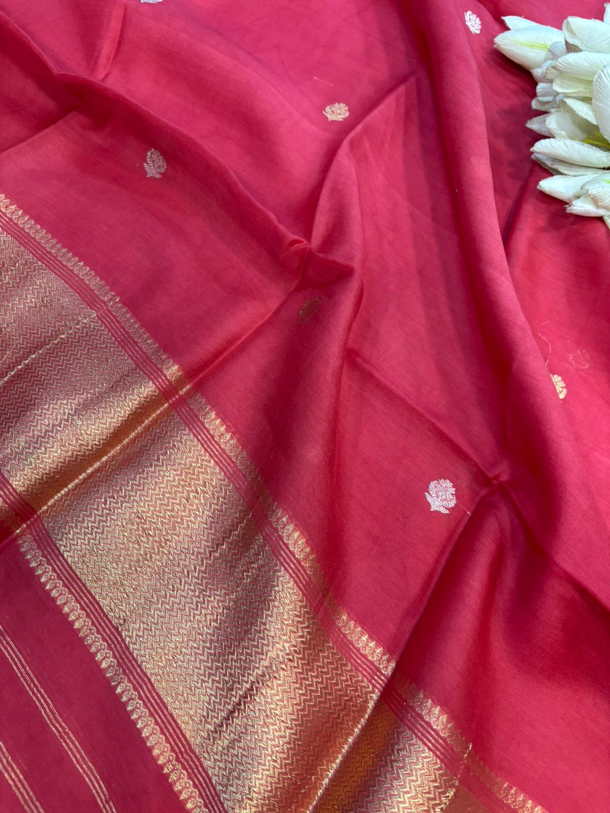 Stunning Pink Banarasi Pure Muslin Cotton Kadwa Sona Roopa Three Piece Suit Set - Luxurion World