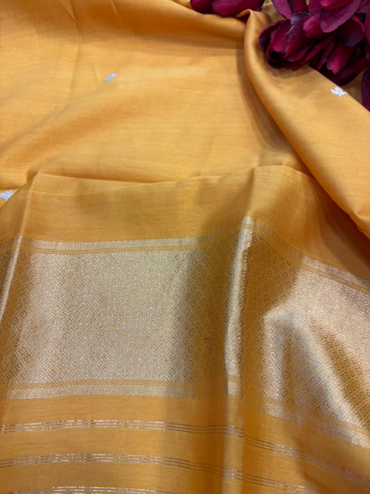 Yellow Banarasi Pure Muslin Cotton Kadwa Sona Roopa Three Piece Suit Set - Luxurion World