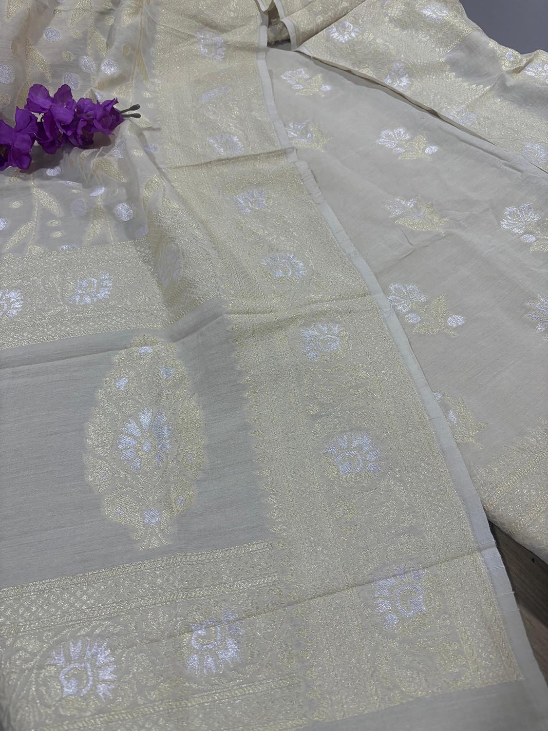 Dyeable Banarasi Pure Moonga Silk Handloom Sona Roopa Two Piece Unstitched Suit Set - Luxurion World