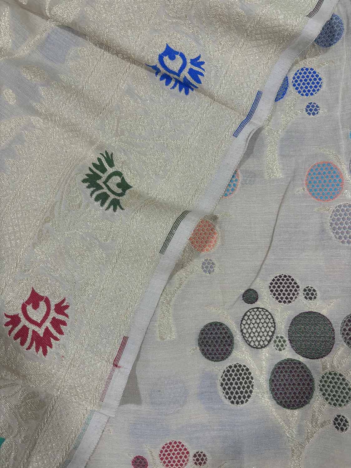 Dyeable Banarasi Pure Moonga Silk Handloom Meenakari Two Piece Unstitched Suit Set - Luxurion World