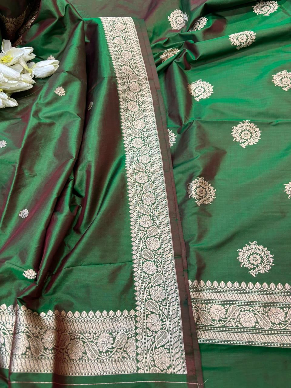 Green Pure Katan Silk Banarasi Handloom Three Piece Unstitched Suit Set