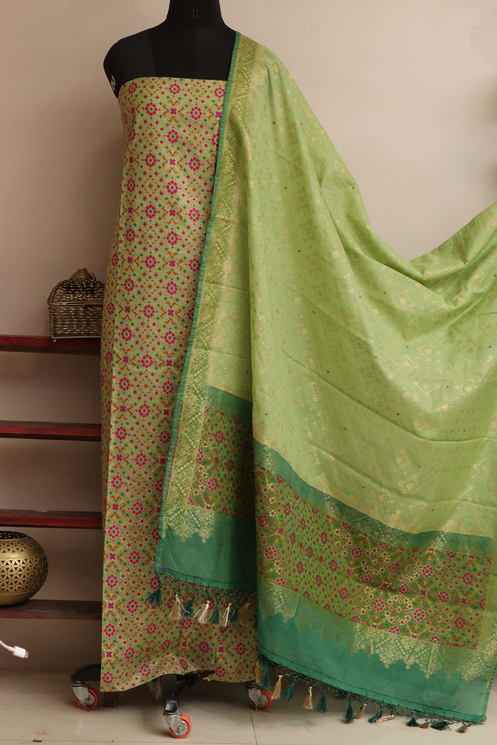 Green Banarasi Cotton Meenakari Three Piece Unstitched Suit Set - Luxurion World