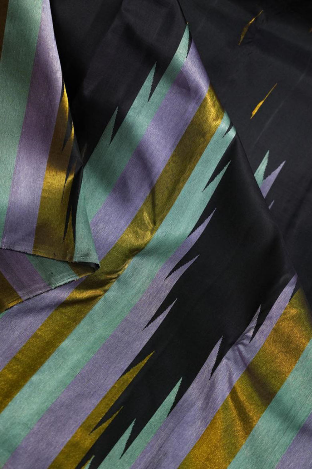 Black Handloom Kanjeevaram Pure Silk Saree