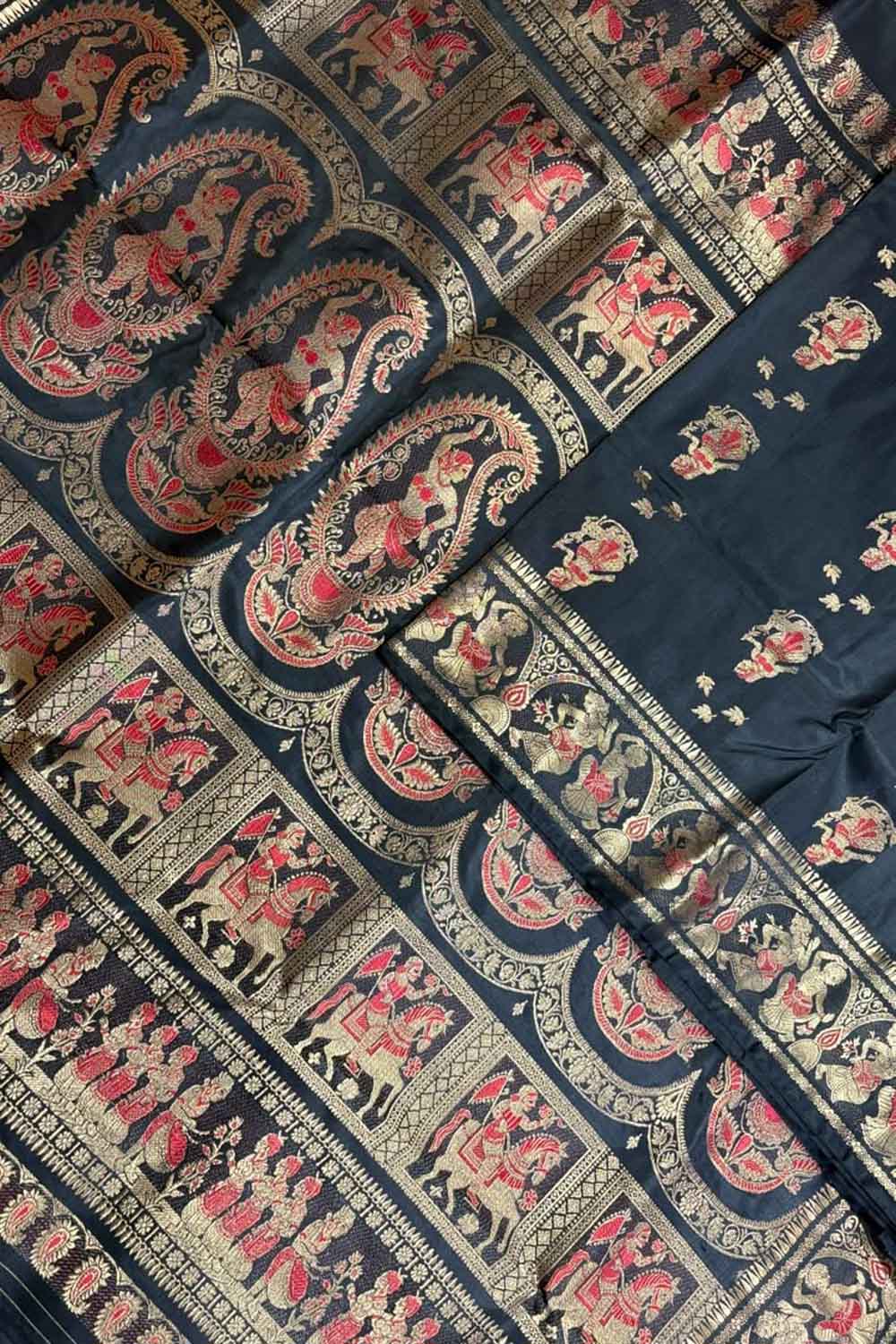 Black Swarnachari Pure Silk Saree Handloom Woven Festive