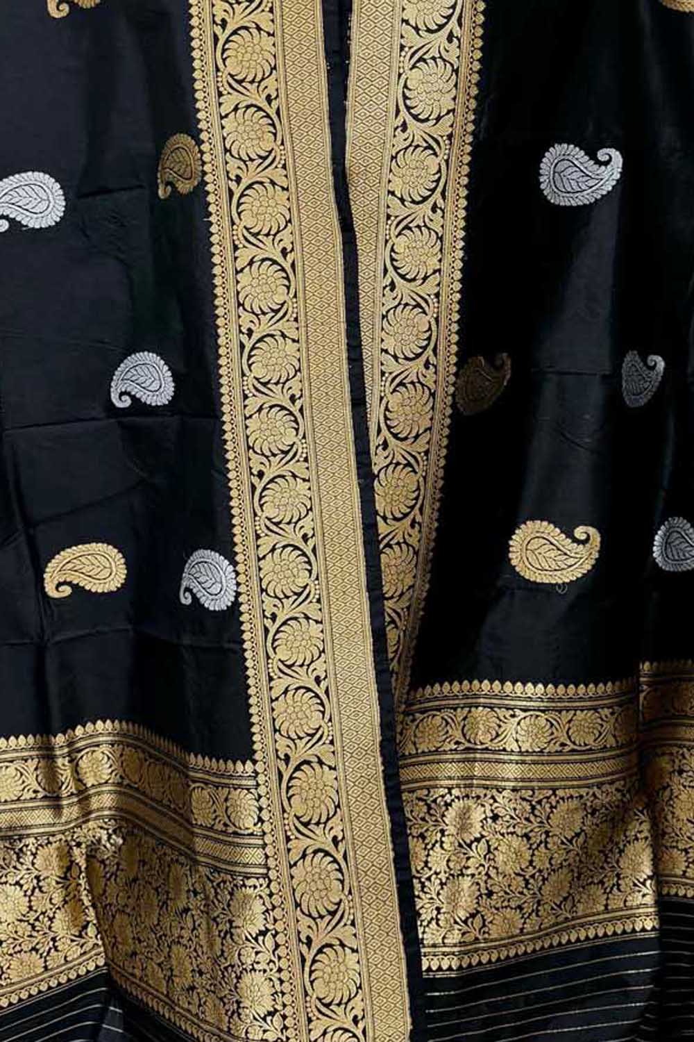 Black Pure Katan Silk Banarasi Handloom Booti Design Handloom Dupatta