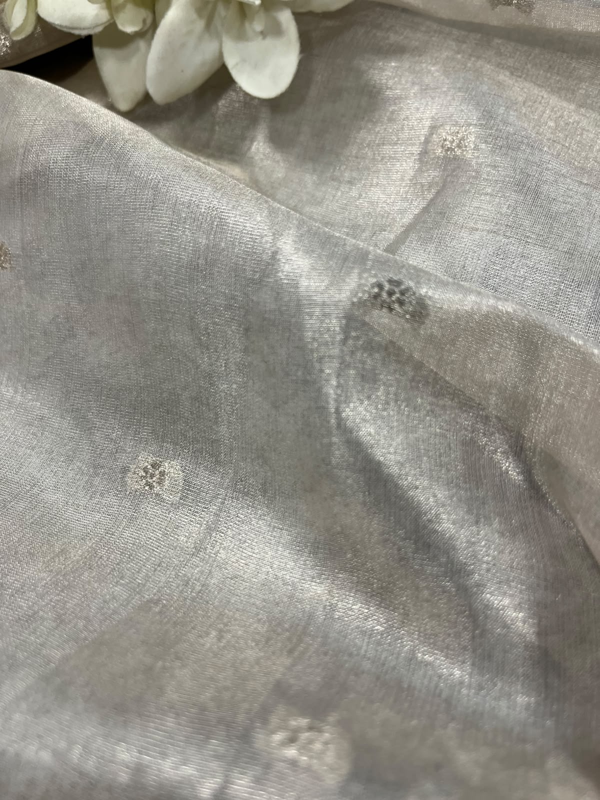 Dyeable Silver Zari Banarasi Tissue Silk Booti Design Fabric IF1B1MI626092302