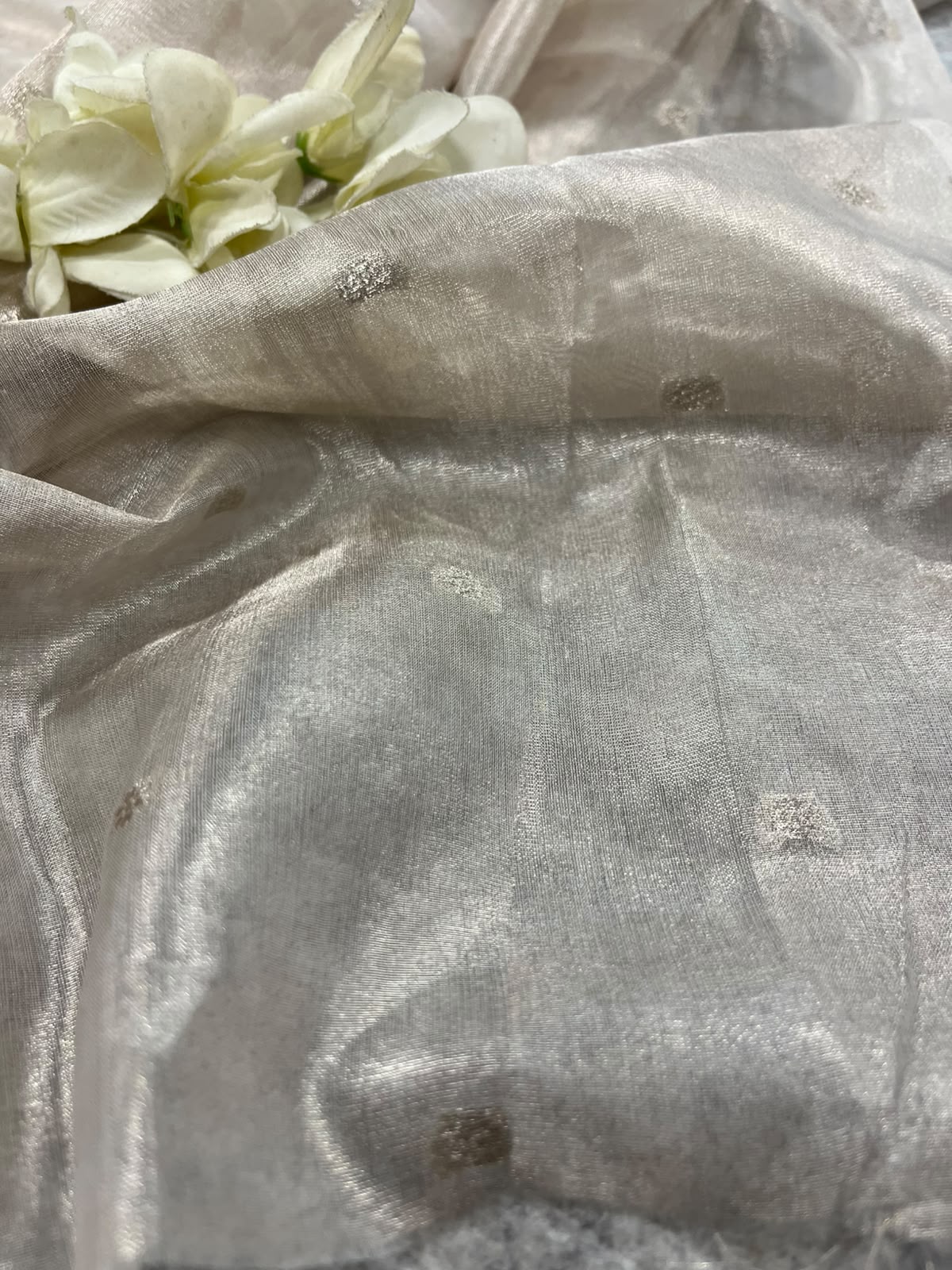 Dyeable Silver Zari Banarasi Tissue Silk Booti Design Fabric IF1B1MI626092302