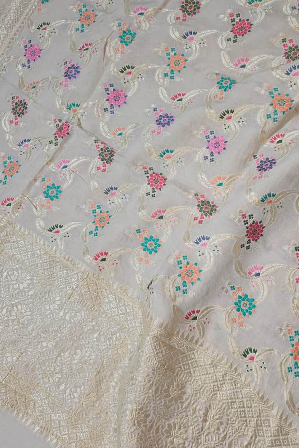 Dyeable Banarasi Handloom Pure Moonga Silk Dupatta Meenkari