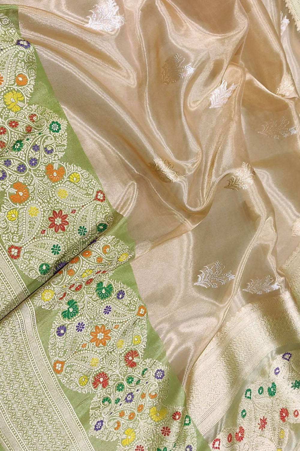 Golden Banarasi Kora Tissue Silk Saree — Meenakari Skirt Border, Festive Opulence