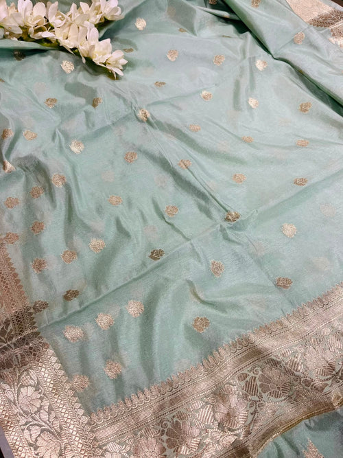 Green Banarasi Soft Silk Saree IS1B1ZA526090802