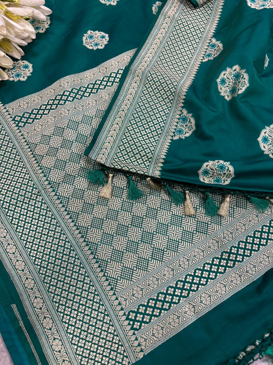 Green Banarasi Mashru Silk Saree — Meenakari Zari Florals, Wedding