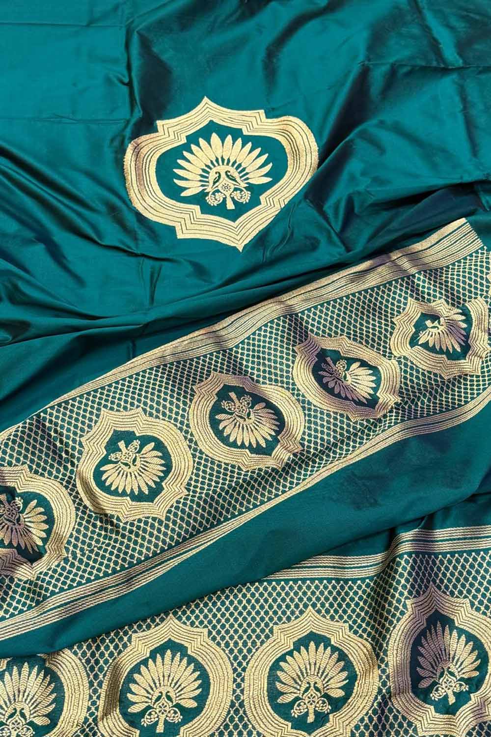 Green Banarasi Handloom Pure Katan Silk Cordset