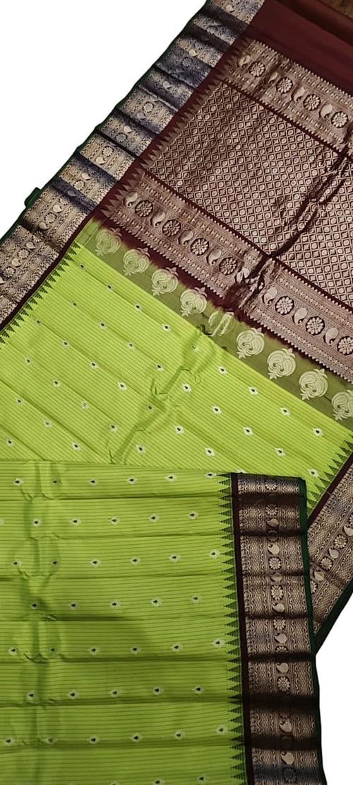 Green Gadwal Pure Silk Saree Handloom Woven Wedding
