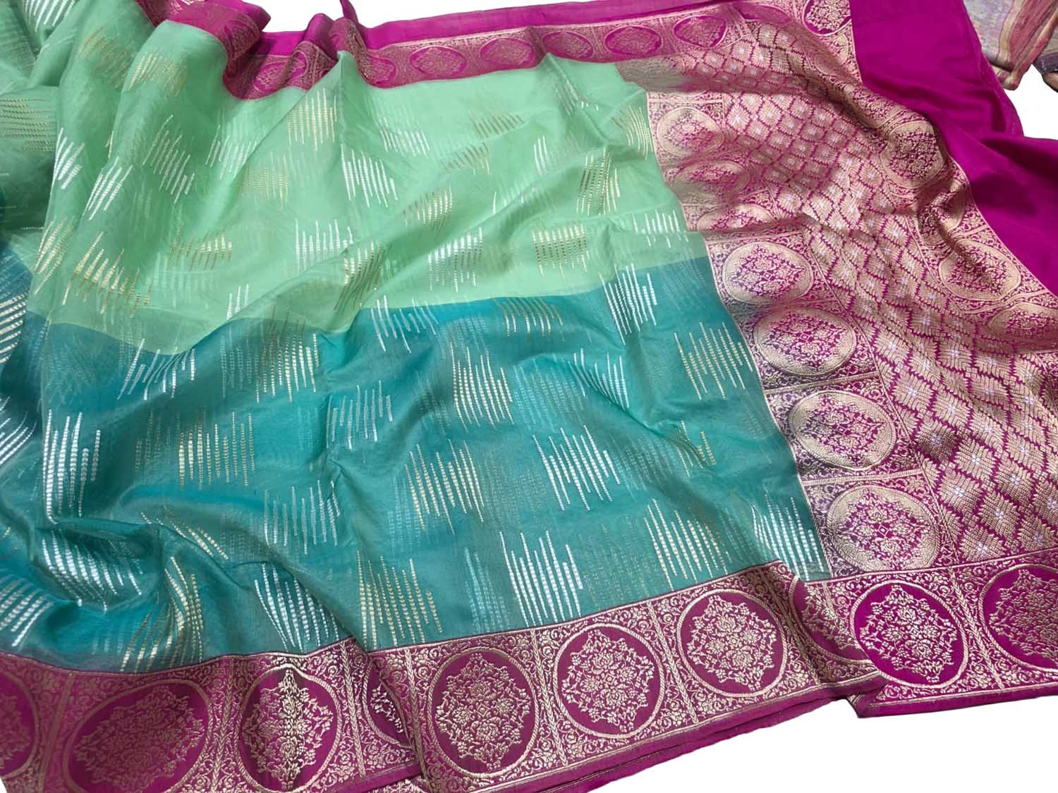 Green Banarasi Kora Katan Silk Saree Kadwa Woven Festive