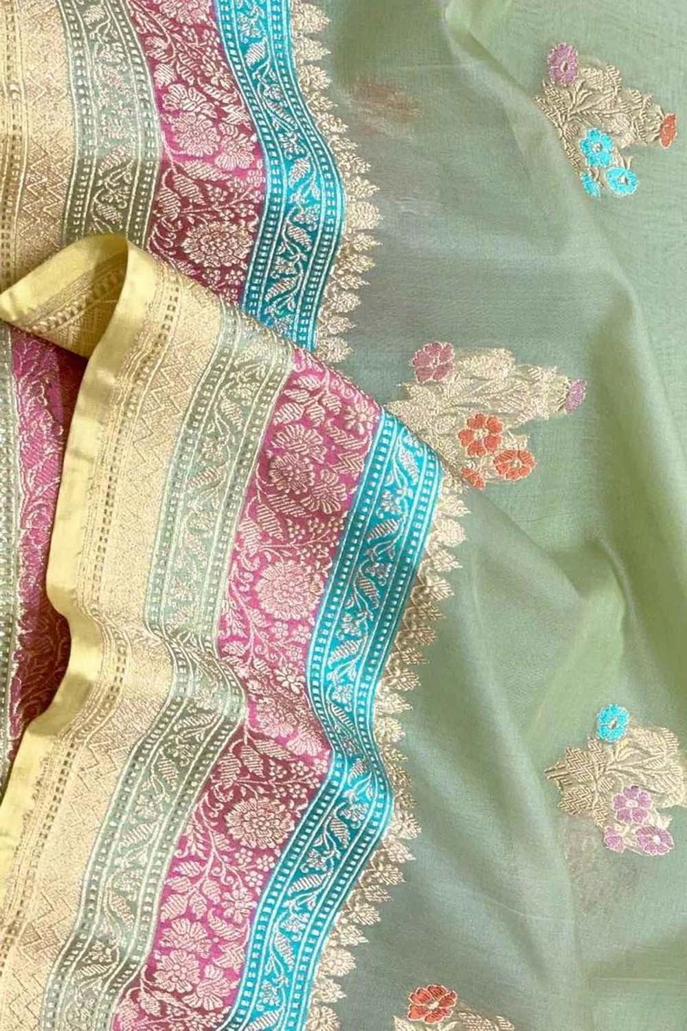 Green Pure Kora Tissue Banarasi Handloom Meenakari Weaved Saree