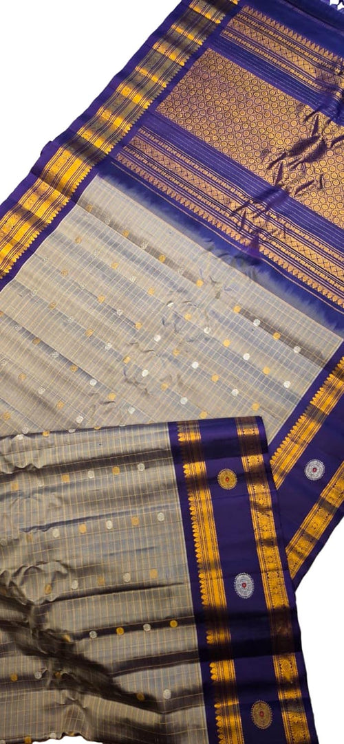 Grey Gadwal Pure Silk Saree Handloom Woven Wedding