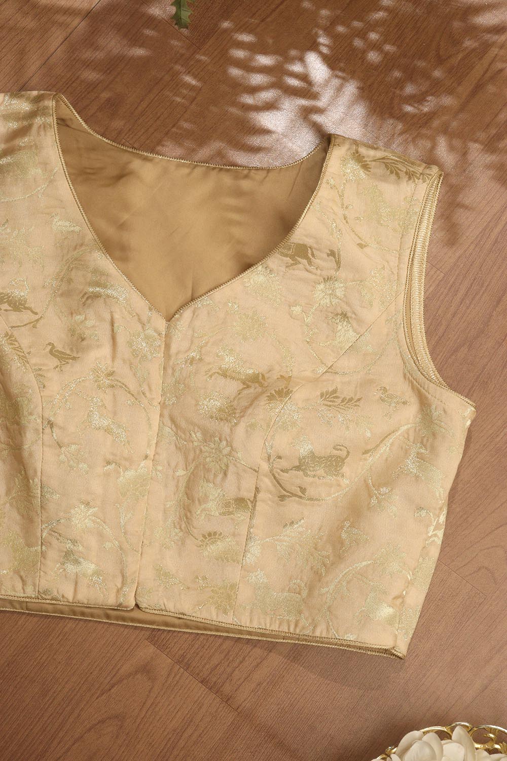 Cream Banarasi Silk Shikargha Design V Neck Non Padded Stitched Blouse - Luxurion World
