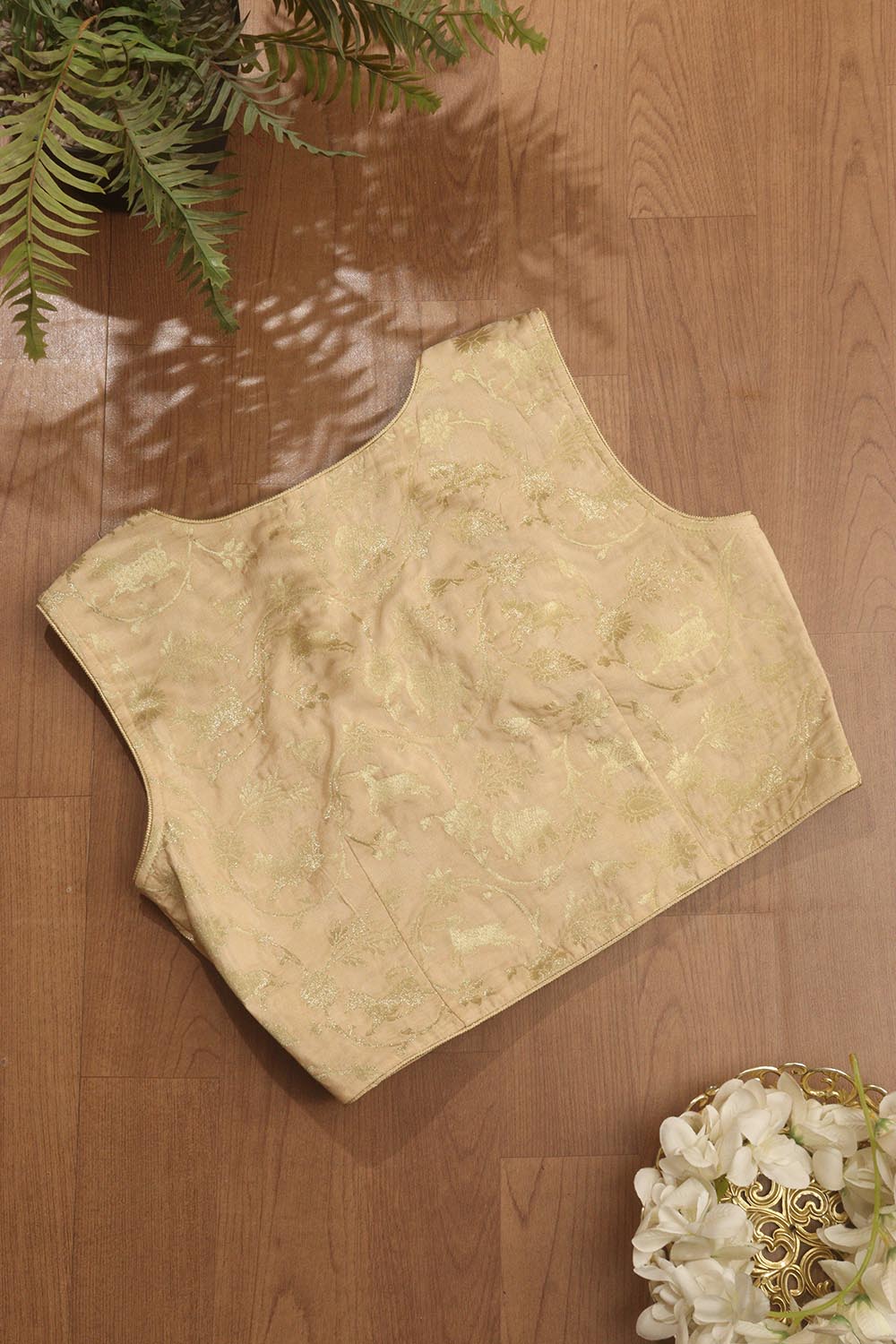 Cream Banarasi Silk Shikargha Design V Neck Non Padded Stitched Blouse - Luxurion World