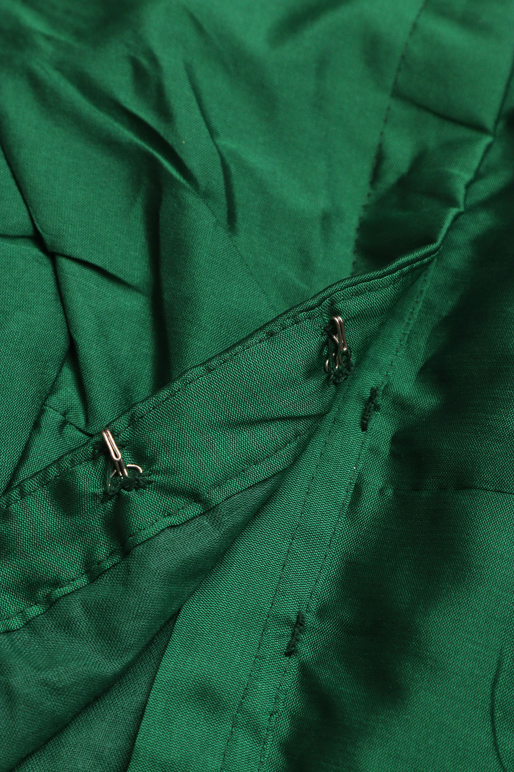 Elegant Green Plain Silk Non Padded Blouse With Banarasi Border - Luxurion World