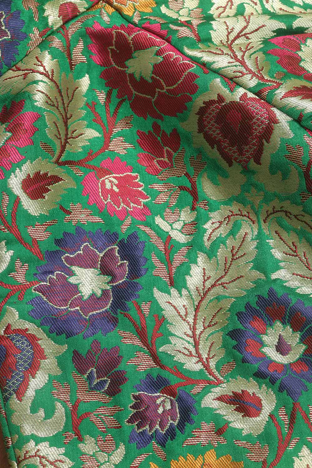 Green Banarasi KimKhwab Silk V Neck Non Padded Flower Design Blouse - Luxurion World