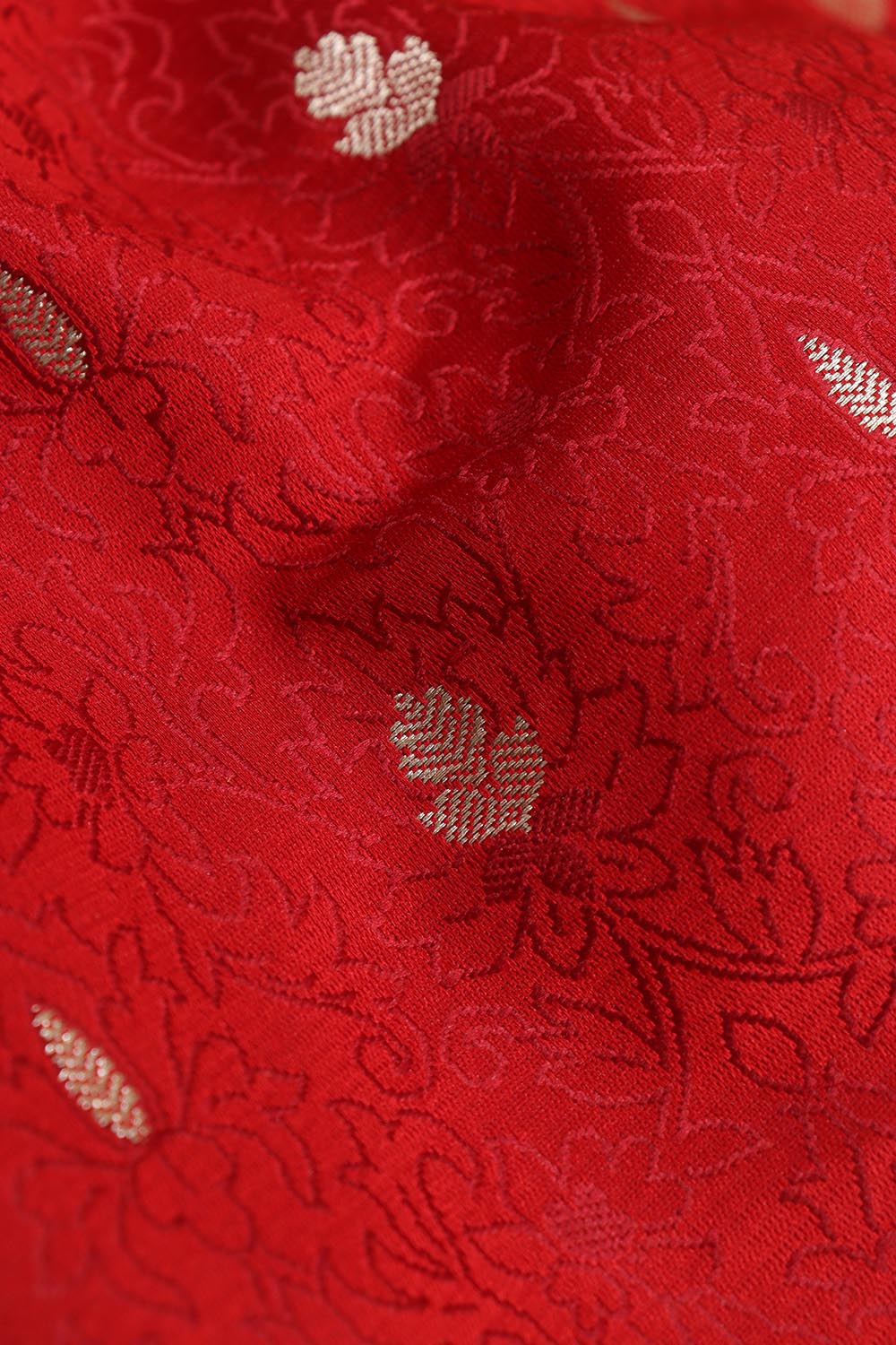 Red Banarasi Silk Tanchui Singlet Padded Blouse - Luxurion World