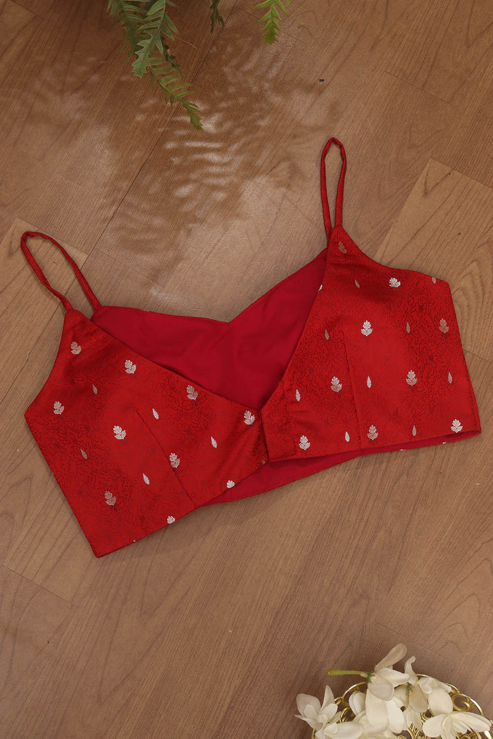 Red Banarasi Silk Tanchui Singlet Padded Blouse - Luxurion World