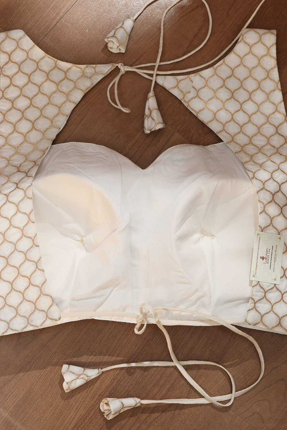 Dyeable Banarasi Silk Padded Blouse - Luxurion World