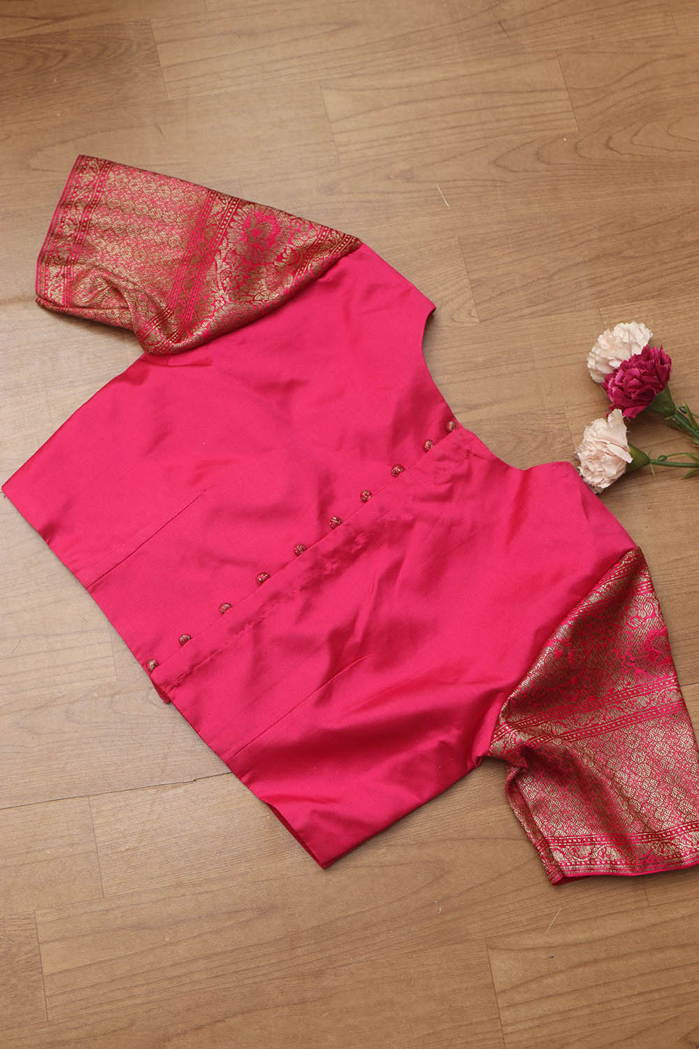 Stunning Pink Plain Silk Non Padded Blouse With Banarasi Border - Luxurion World