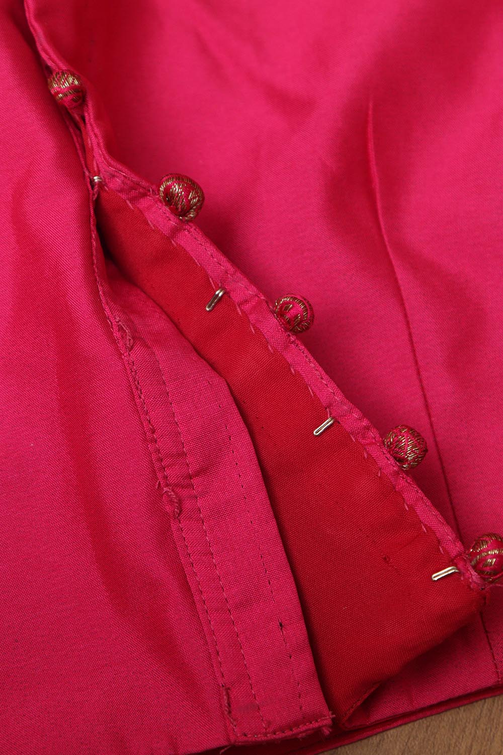 Stunning Pink Plain Silk Non Padded Blouse With Banarasi Border - Luxurion World