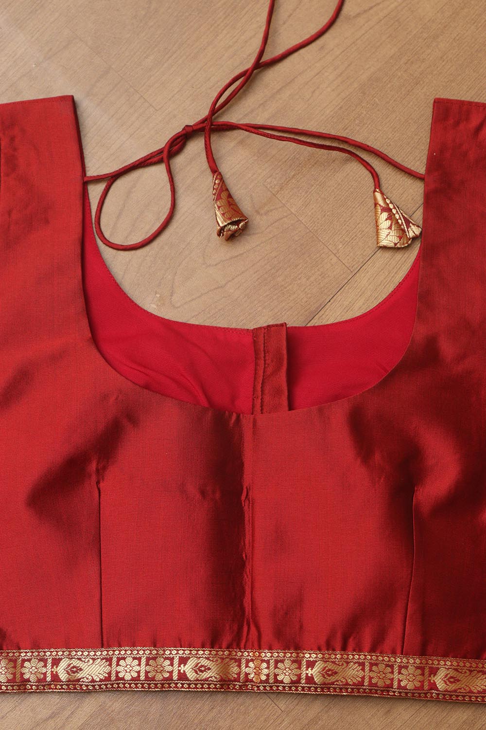 Elegant Maroon Plain Silk Non Padded Blouse With Banarasi Border - Luxurion World