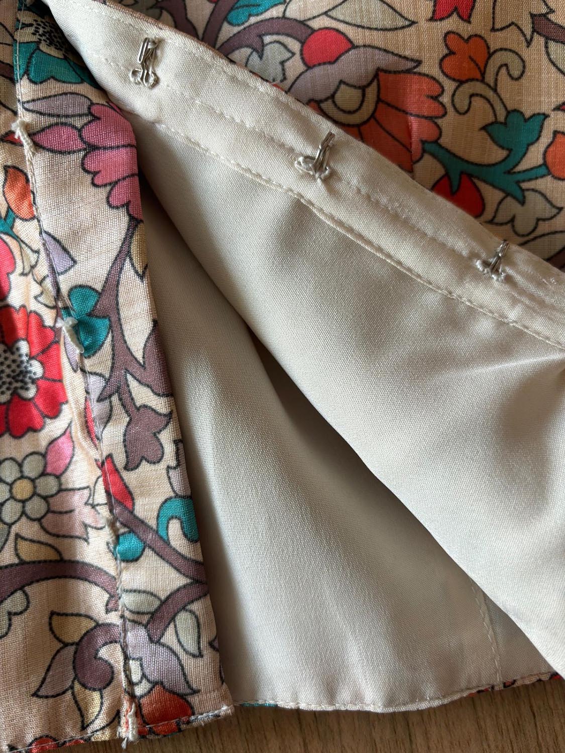 Multicolor Digital Printed Tussar Silk Non Padded Blouse - Luxurion World