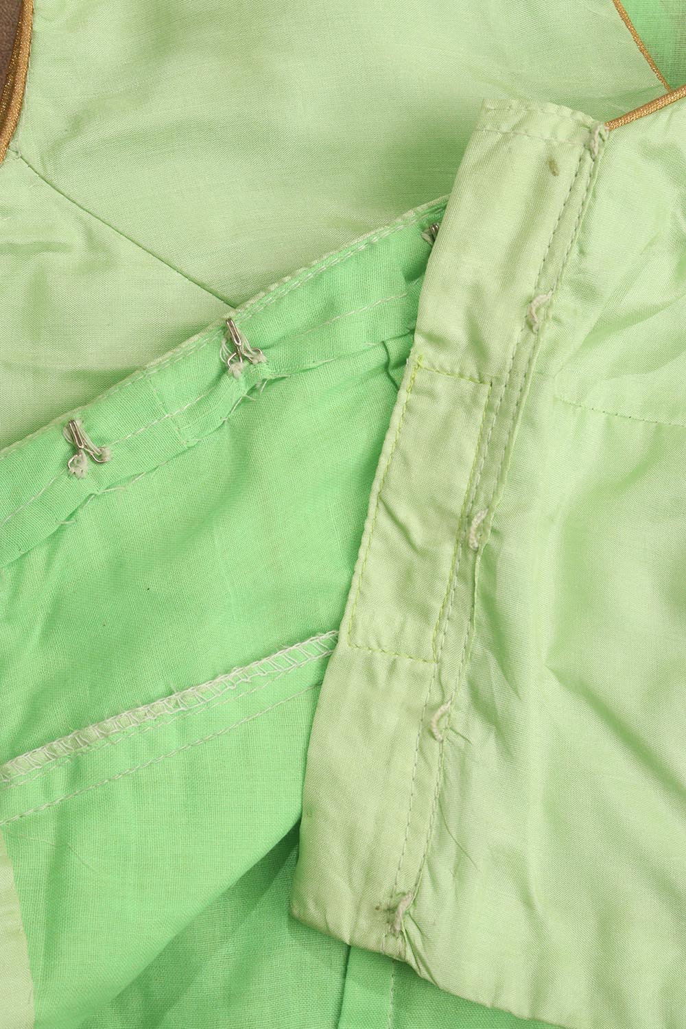 Green Hand Painted Pure Silk V Neck Non Padded Stitched Blouse - Luxurion World