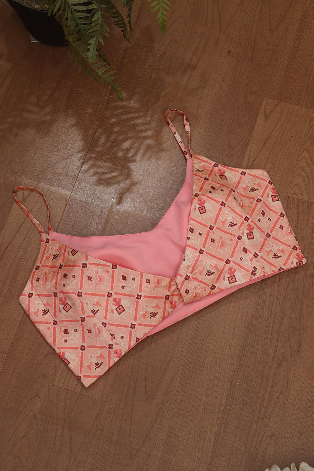 Pink Digital Printed Patola Design Tussar Silk Singlet Padded Blouse - Luxurion World