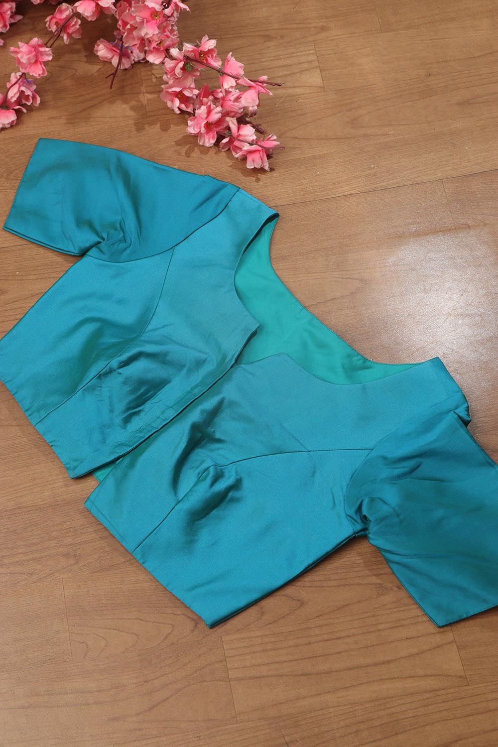 Blue Silk Non Padded Blouse - Elegant and Comfortable - Luxurion World