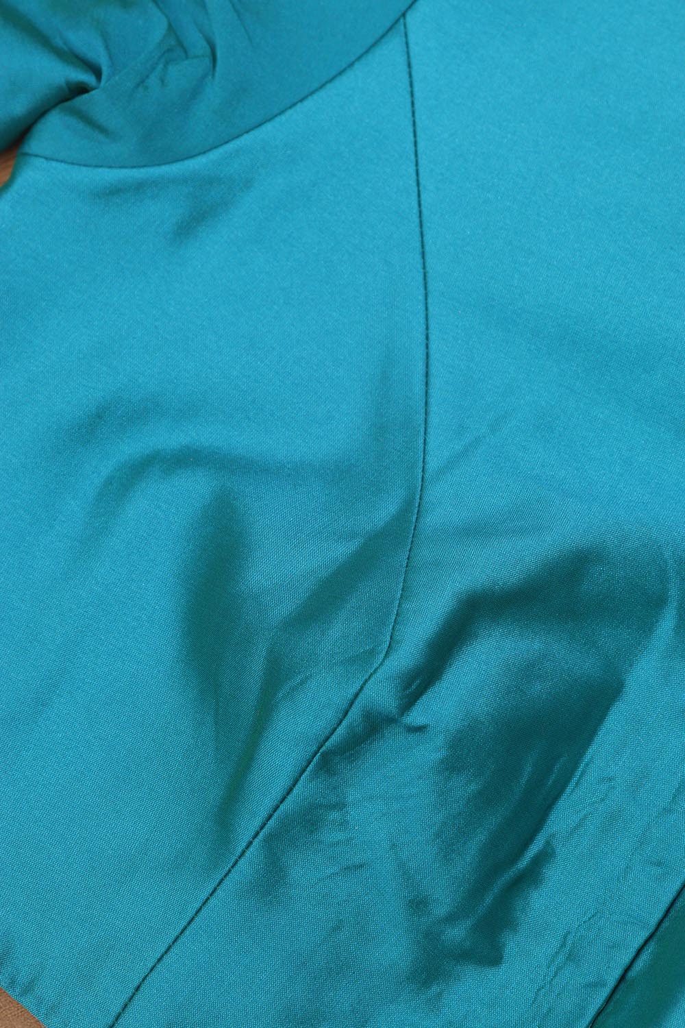 Blue Silk Non Padded Blouse - Elegant and Comfortable - Luxurion World